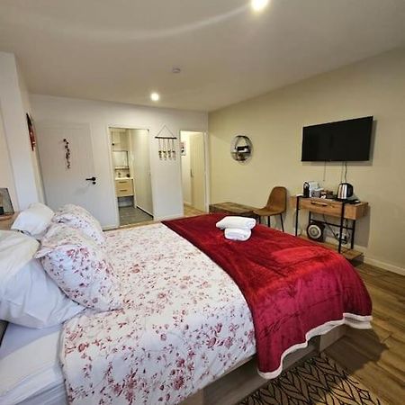 Chambre D'Hote Aphrodite Sainte-Geneviève-des-Bois Екстериор снимка